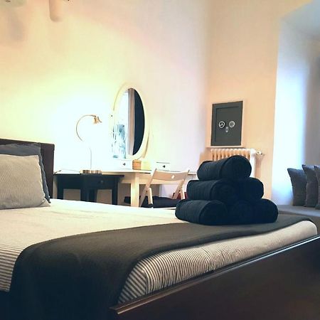 מדריד Lollipop Flats City Centre Deluxe Suite מראה חיצוני תמונה