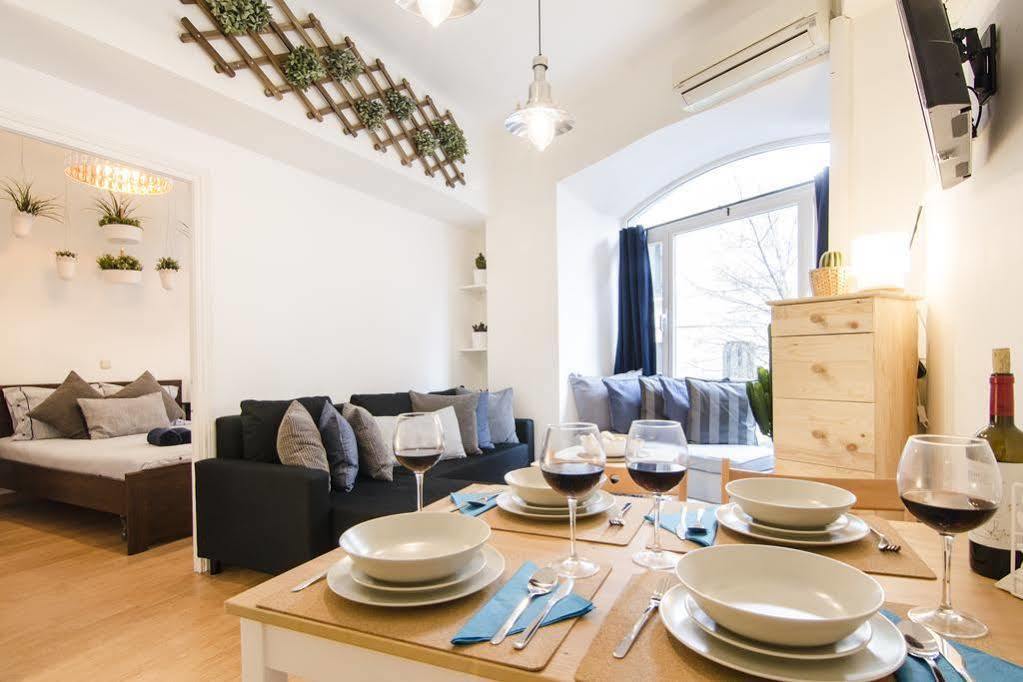 מדריד Lollipop Flats City Centre Deluxe Suite מראה חיצוני תמונה