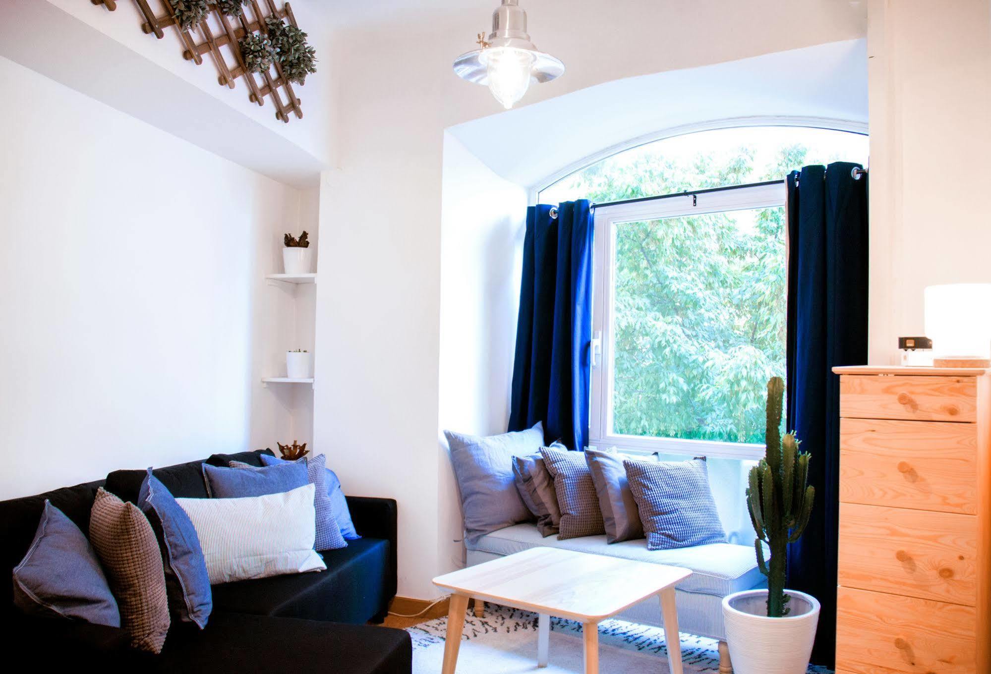 מדריד Lollipop Flats City Centre Deluxe Suite מראה חיצוני תמונה