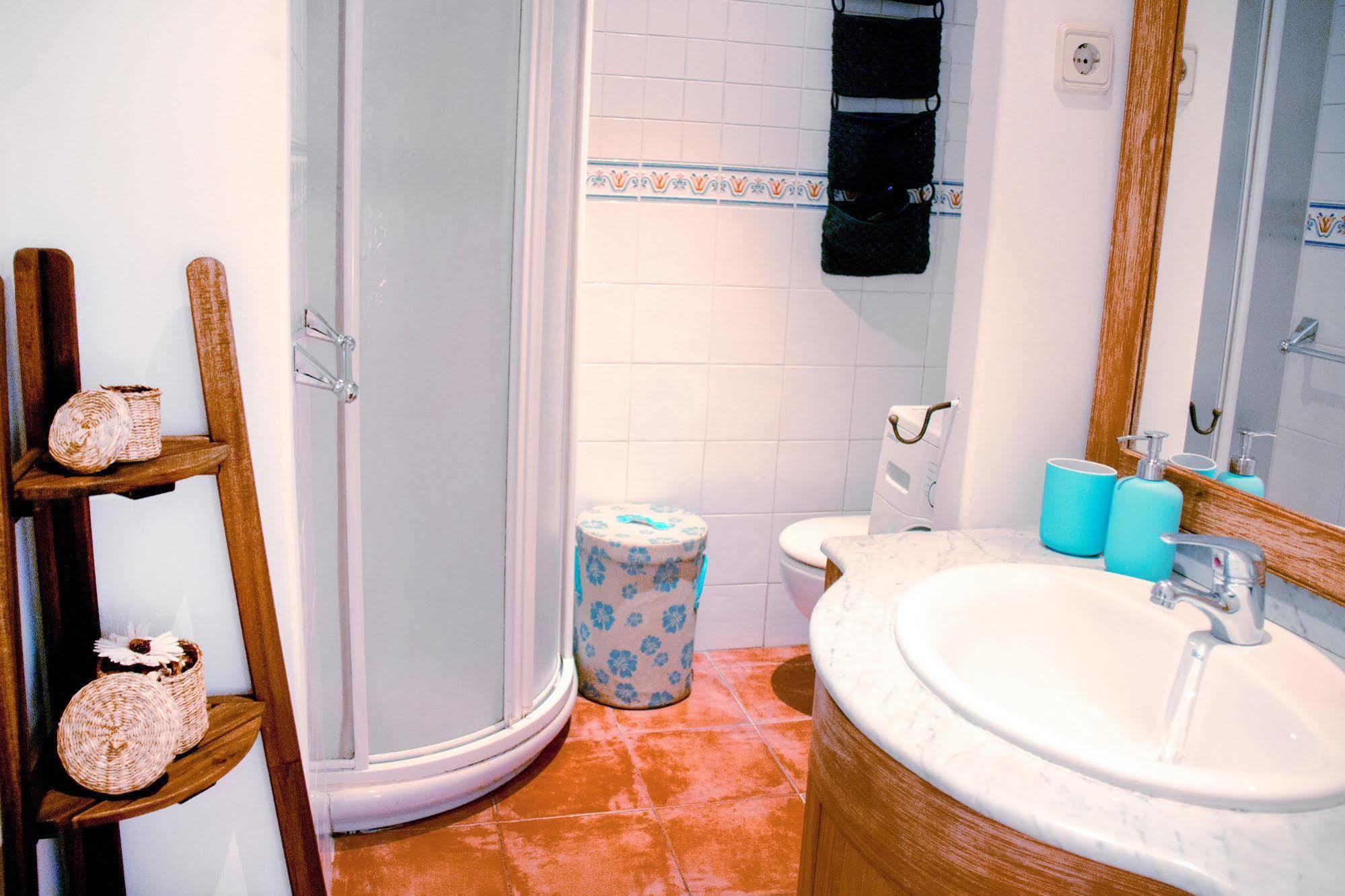 מדריד Lollipop Flats City Centre Deluxe Suite מראה חיצוני תמונה